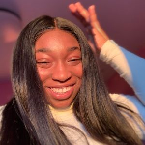 Meet your Posher, Janine